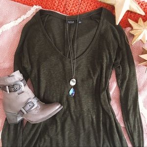 • Ana Hunter Green Shirt Dress •